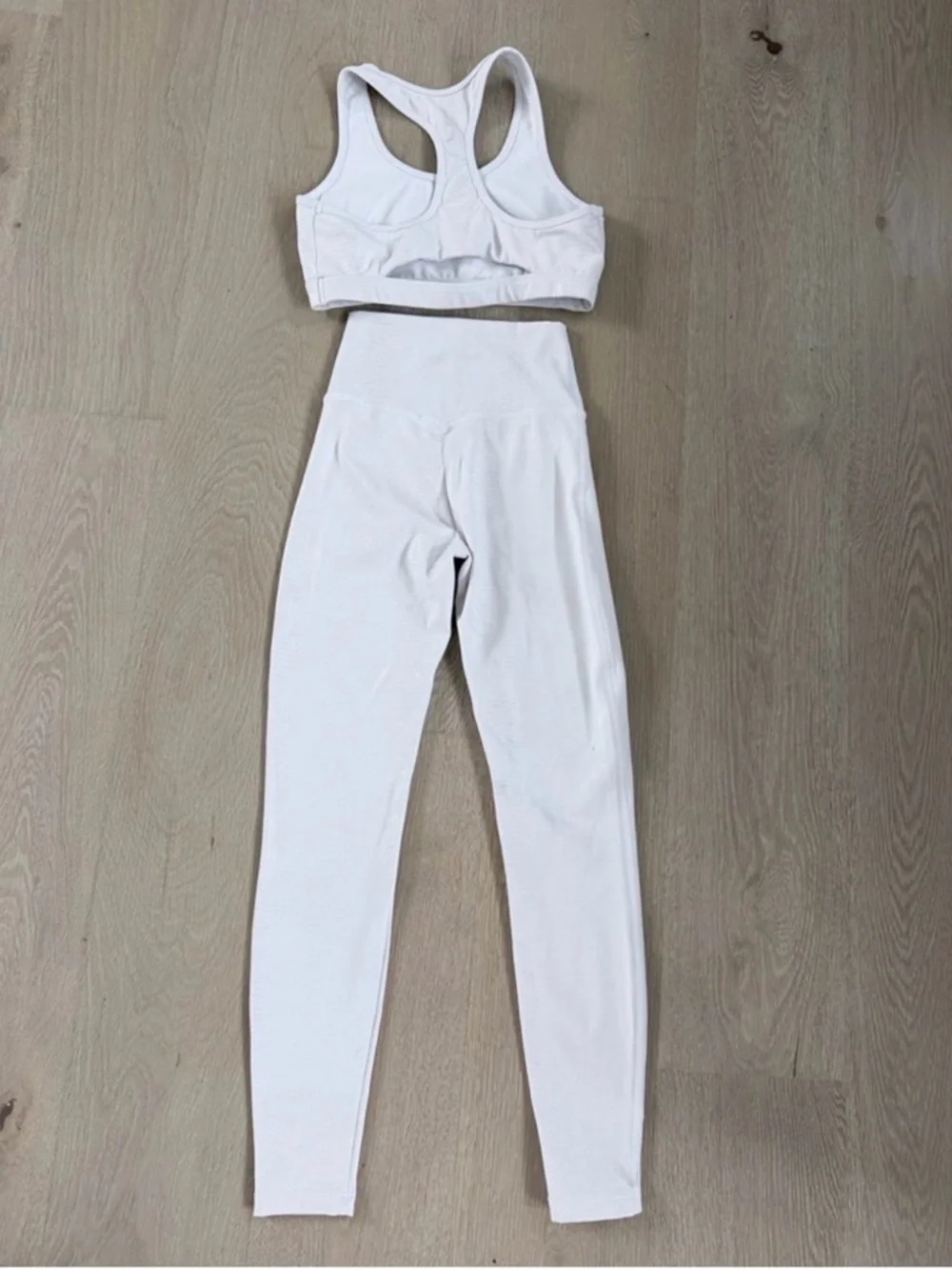 Bombshell Sportswear White python shine High-Waist Seamless Leggings and Top - Picture 10 of 16